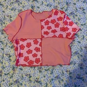 Flowered crop t shirt